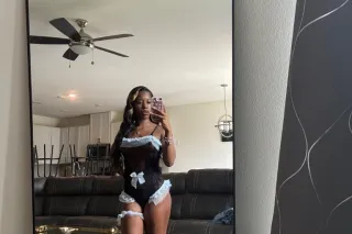BUBBLE BUTT TEXAS HOTTIE😛💦 - Image 3