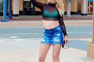 H0T bL0nDe PARTYGIRLS!! wanna play n fool around with us LETS PARTY!! - Image 7