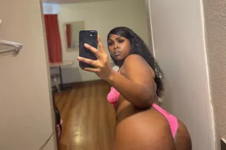 SLUTT ME OUT 👄 INCALL SPECIALS... - Image 3