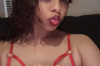 💃🏼Fun Freak in the Sheets💦👅Ava... - Image 4