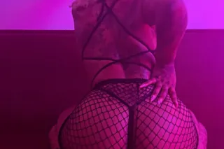 5"8 SLIM THICK & PETITE NYMPHO FREAK 🤪💦 CUM FUCK ME NOW🍑✅FREAKKCUM FUCK ME NOW! - Image 6
