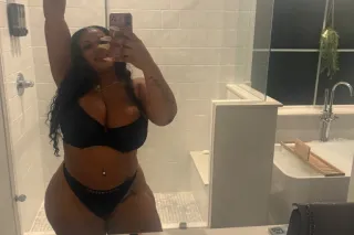 |BigBoobs&&🌴😈Big booty100%real... - Image 3