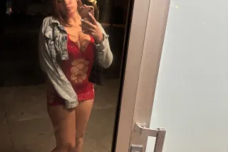 hi baby 💋 im selena in SANFRANCISCO travelling 📞 call me lets meet 🥂im ready if you are 😘👅 lets have some fun 🎉😍 - Image 9