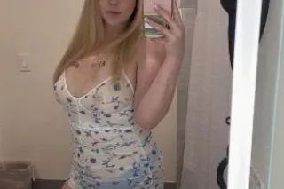 🥰Sexy blonde babe! Outcalls only🥰 - Image 5