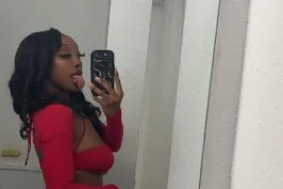 21yo Ebony Goddess🤎 - 21 - Image 4