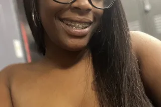 Special $ 100 qv's (Cash only ) i don' t accept cash app or zell (Please Be Payment Ready) Serious Inquires Only !!!! No Law Enforcement !!!!!!! - Image 4