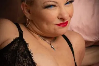 🐰🐣🌷S̨p̨r̨įn̨g̨ H̨ąs̨ S̨p̨r̨ųn̨g̨ and so will your cock with me!!🌹🌸🌺😘💋ǟռʏօռɛ աǟռռǟ Ꮶɛɛք ʍɛ ƈօʍքǟռʏ! 𝕎𝕒𝕟𝕟𝕒 𝕘𝕖𝕥 𝕒 𝕝𝕚𝕥𝕥𝕝𝕖 𝕟𝕒𝕦𝕘𝕙𝕥 - Image 6