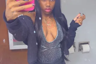 HI my name is sexy Chocolate😍 ... - Image 1