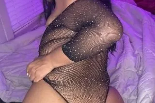 Curvy, Thick, Exotic || AVAILA... - Image 4