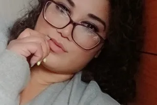 Cum Help Me Cum.. Im So Horny ... - Image 3