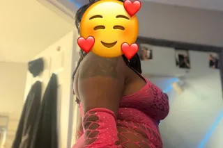 The GOAT 🥵😍 TiGhT wEt JuCiY 💦😻... - Image 2