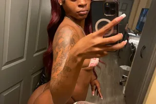 Hey babe Its Kashlynn wet and ready to have fun daddy😘🥰. - Image 2