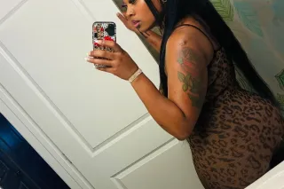 INCALL OR OUTCALL 💞AVAILABLE NOW 🥰🍾💦 FT SHOWS 📲💦INCALL QV, HHR🥰 OUTCALL HHR ONLY ! MUST BE MATURE AND ABLE TO FACETIME VERIFY‼💞 - Image 4