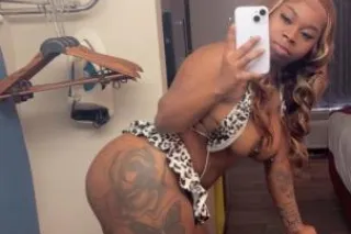 Super creamy , 🥛tight grip,😝 w... - Image 1