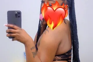 ✨🌊💦Yanii Tsunamii😝Thicc choclate barbie💋✨CONTENT AND FACETIME SHOWS ALWAYS AVAILABLE 24/7😋 - Image 2