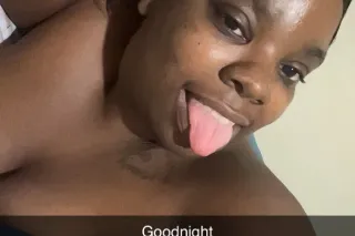 first 2 ppl get the deal .. discreet, fire 😮 and tight wet 🐱!! promise to please!!! - Image 7