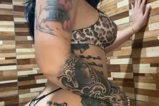 chica latina llena de pasion - Image 2