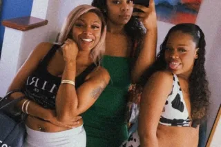 me, you, & my sister 😏 - Image 5