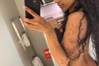 🏝💦Slim Sexy Freak💦 🏝 BACK IN T... - Image 4