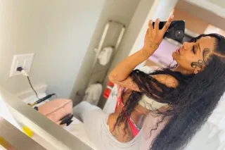 🏝💦Slim Sexy Freak💦 🏝 BACK IN T... - Image 1