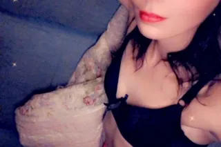 😈😈😈😈petite snowbunnie throat 🐐 and soul snatcher😜😜😍😍🥰 - Image 3