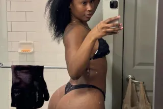 LETS PLAY😍😍💋 Ask about my 2 Girls 👯 Ask about my overnight - Image 5
