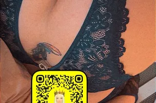 YoUr FaVoRiTe bLoNdE 🤰 PrEgNaNt And ReAdY... NEW PICS - Image 5
