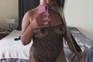 SPECIALS ON FACETIME SHOWS💋OUT... - Image 1