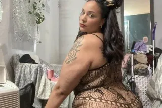 Its International WHORE'S day W/ Your Fave 6'3 Amazon Goddess ! - Image 5