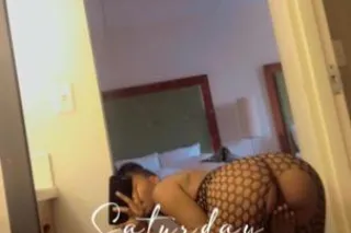 Available 24/8 - 21 - Image 1