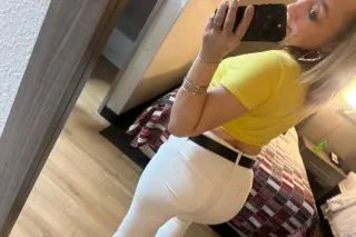 💦🍆💦🍑Content Now Available 100%... - Image 3