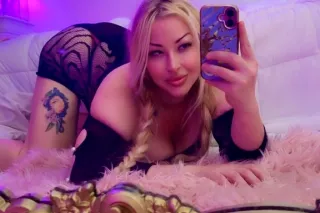 Come Curious Leave Obsessed💋💋qv deal today - Image 2
