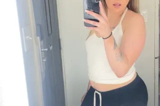 😍🤩LATE NIGHT SPECIALS HMU 😍🤩 e... - Image 2