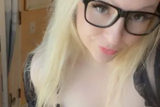 Girl Next Door, Creme de la creme, Wetter With You - Image 12