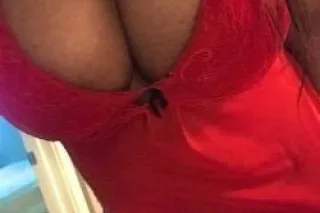 Body to Body ..Hot oil massage... - Image 2