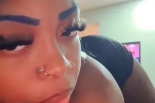 ms wet wet 💦💋 - Image 6