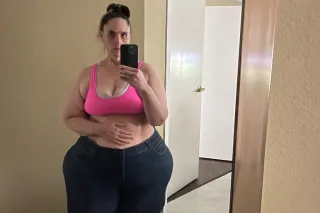 Wanna SSBBW latina with 70in hips and ass pear shaped with hammock thighs who wants to satisfy your needs come hit me up and lets talk about it. - Image 11