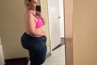 Wanna SSBBW latina with 70in hips and ass pear shaped with hammock thighs who wants to satisfy your needs come hit me up and lets talk about it. - Image 3