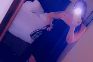 HIT&QUIT CUM&LUV...IM HERE FOR... - Image 2