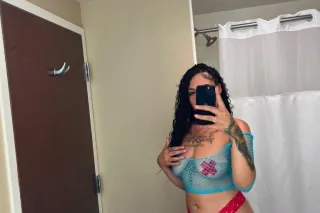 Available 24/7👅👑 ѕиєαк αωαу & ... - Image 4