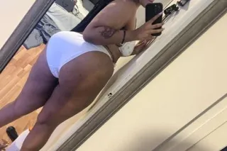 DEALSthick sexy red bone🥰 - 18 - Image 1