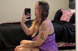 ✨ Light-Skinned Caramel Cutie ... - Image 1