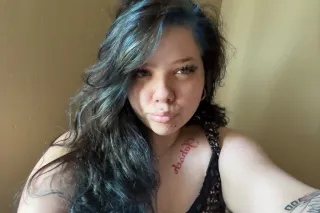 sexy white baby 🥰🥰 meetups for... - Image 2