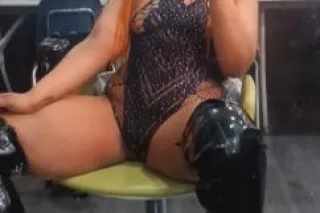 Mrs. Wet Wet💦😍💦 Certified Thro... - Image 3