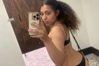 cum see me baby for the best tuesday 😩🤫 - Image 3