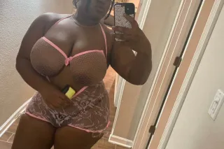 TIGHT YOUNG EBONY 💦Hey Handsomes it’s coco 🍪🍦BACK IN TOWN📍‼Ready to satisfy your needs 😏 - Image 3