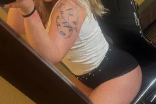 incall only! no bare! - Image 2