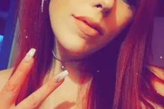 Miss Red Velvet Available Now😛... - Image 3