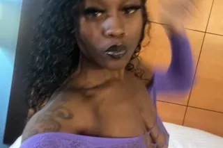 Sweet Petite 4'9 Freak 😏 - 22 - Image 2