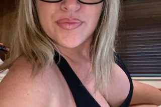 💋Unbelievable Experience🔥💋Ready For Any service👅💋Horny Lady Available📞Incall/Outcall🚗Car Fun💋💦24/7 hours🔥💦💦 - Image 1